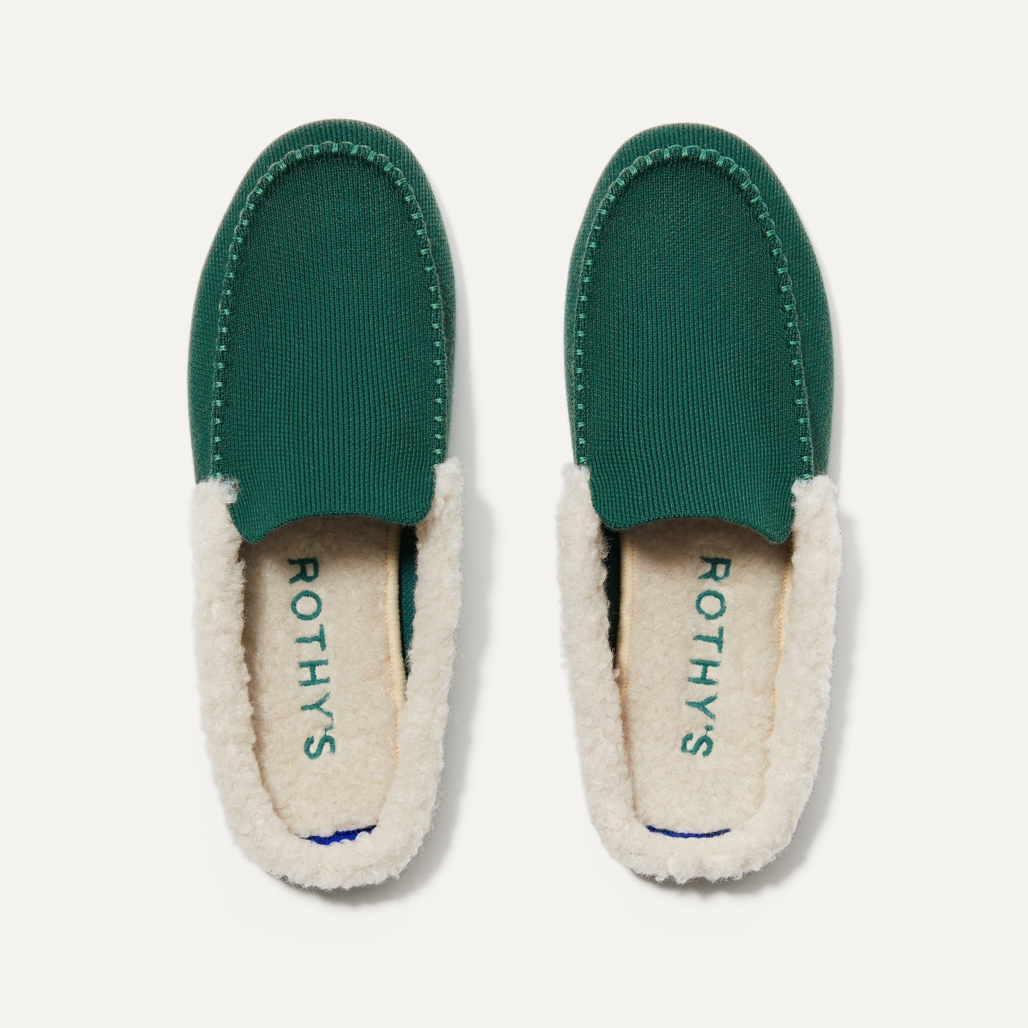 The Scuff Slipper in Holly shown from the top.