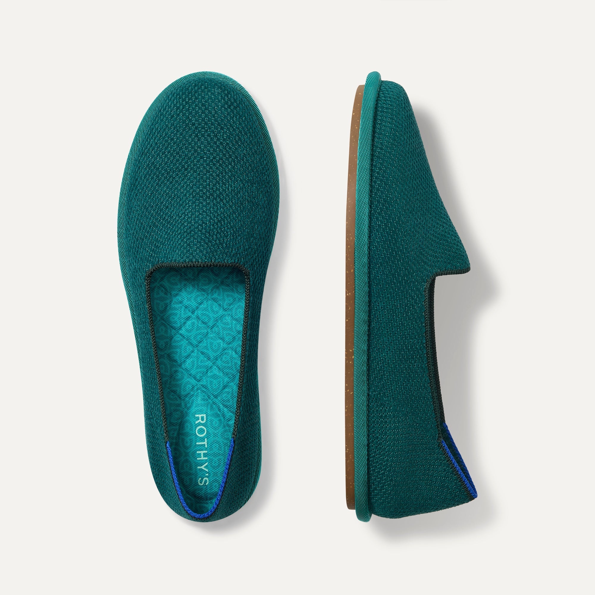 The Cruiser Loafer in ReVelvet™ Everglade shown from the top. 