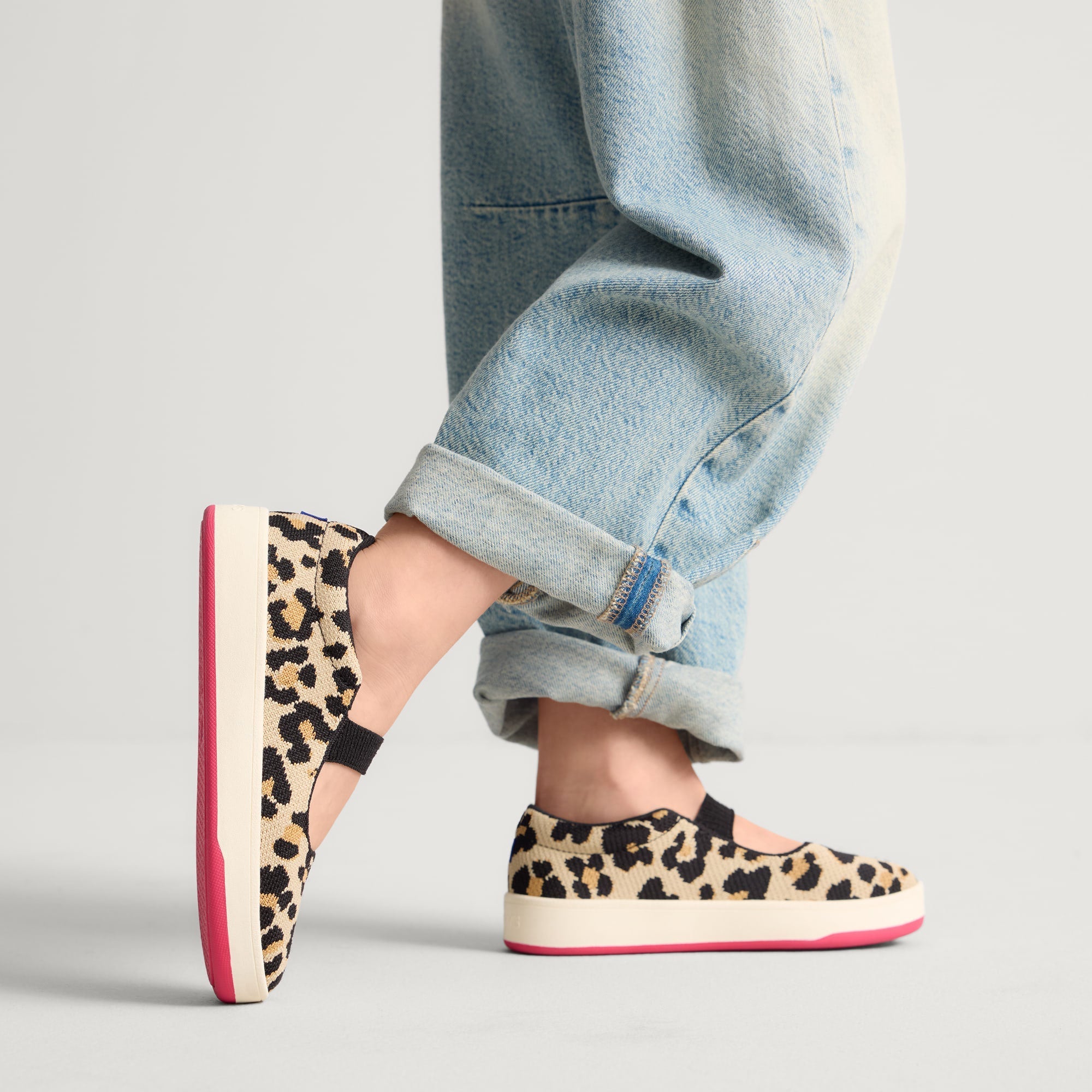 hover | Model wearing The Kids MJ Sneaker in Desert Cat.