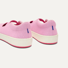 Close up of the heel of  The Kids MJ Sneaker in Tutu.